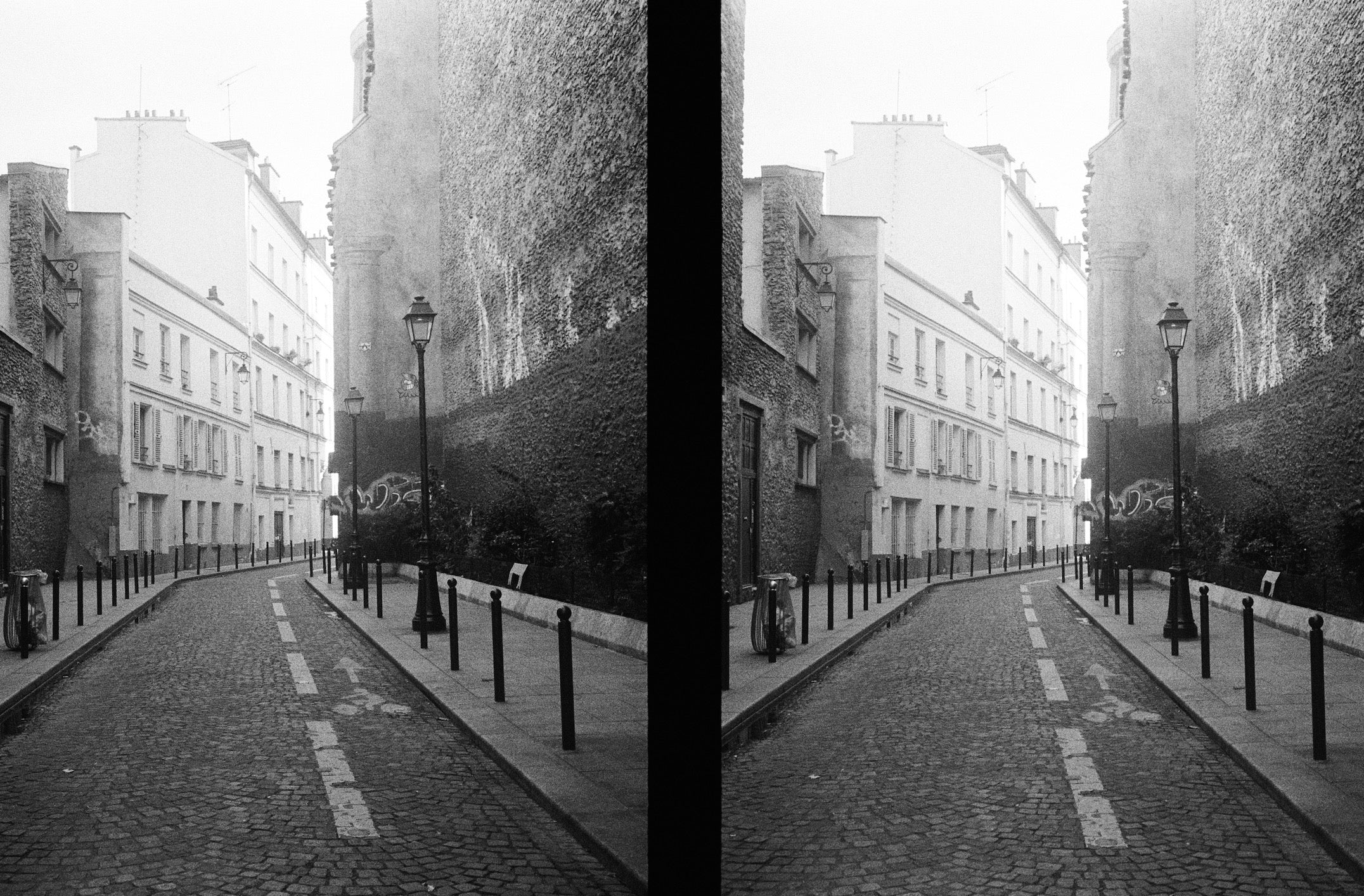 Deux 7 - Paris, in Black & White